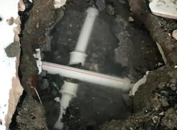达尔罕茂明阳台漏水维修公司为您分享楼上楼下漏水怎么处理